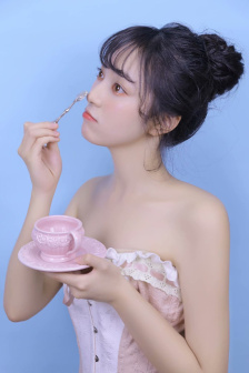 白夜追凶一家五口谁杀的
